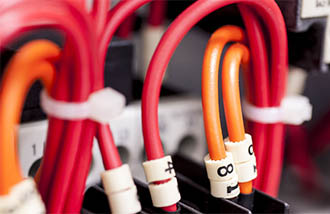 Access road événementiel : installation systèmes sonores et électriques